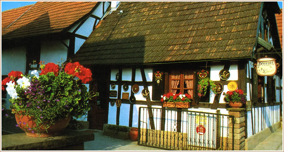 Magasin de poteries alsaciennes � Soufflenheim
