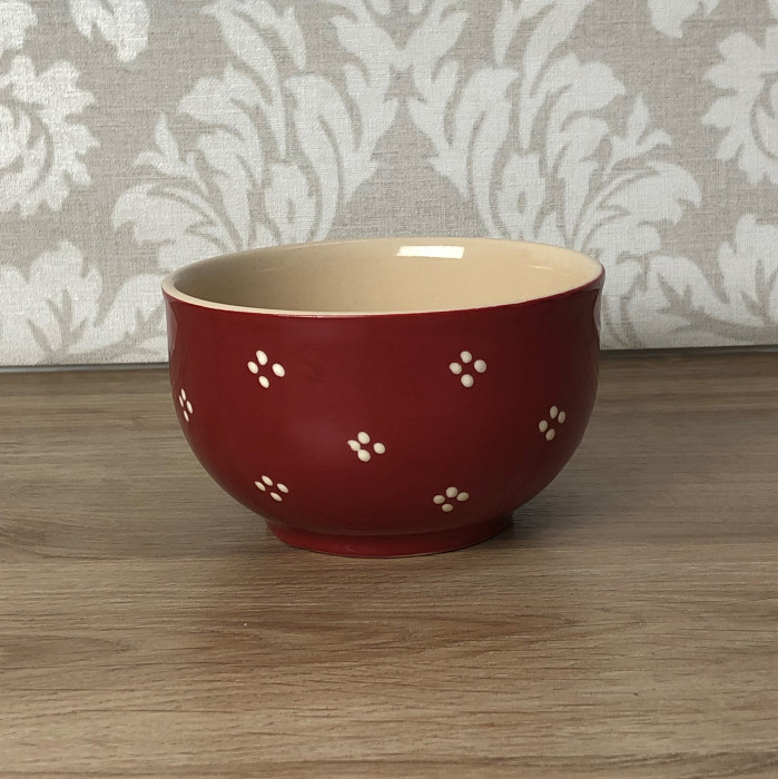 Bowl red with points