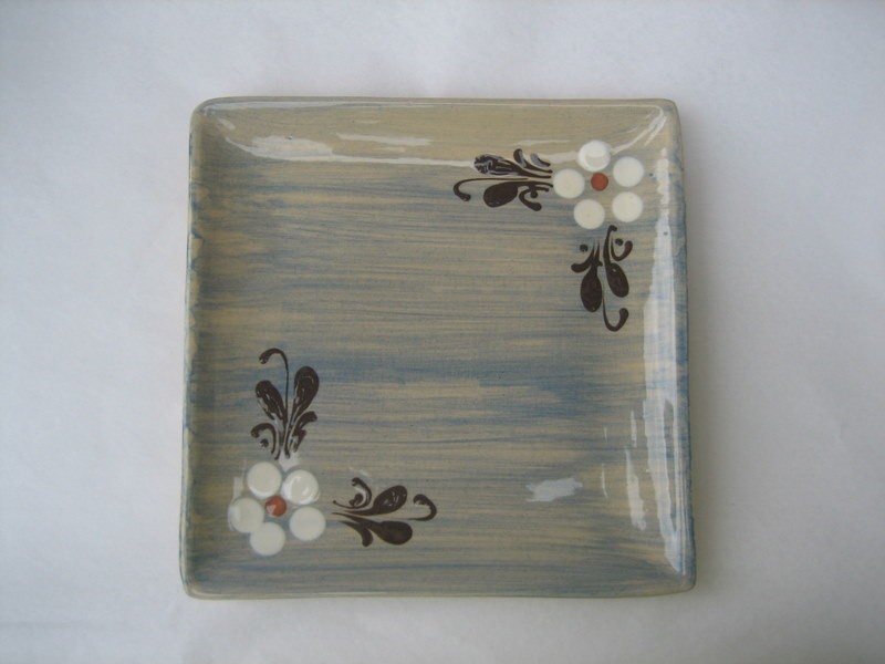 Petite assiette carr�e bleu pinceau