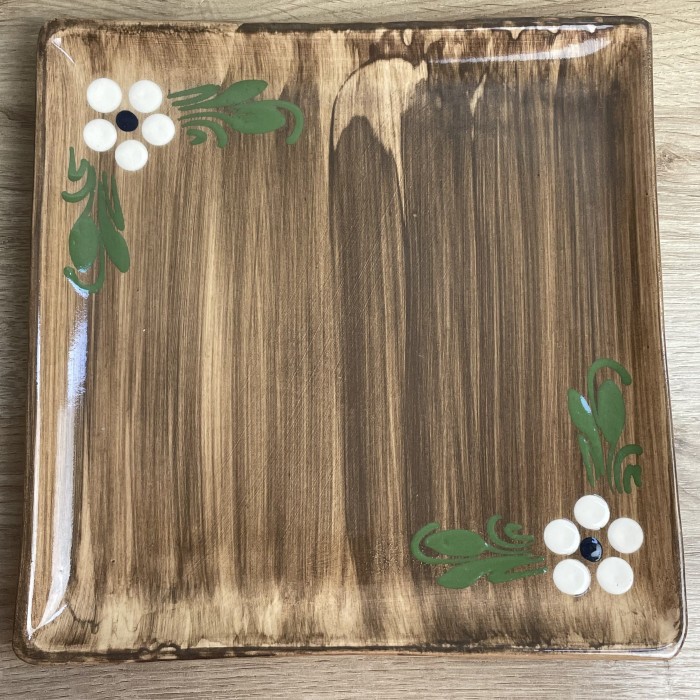 Grande assiette carrée faux bois
