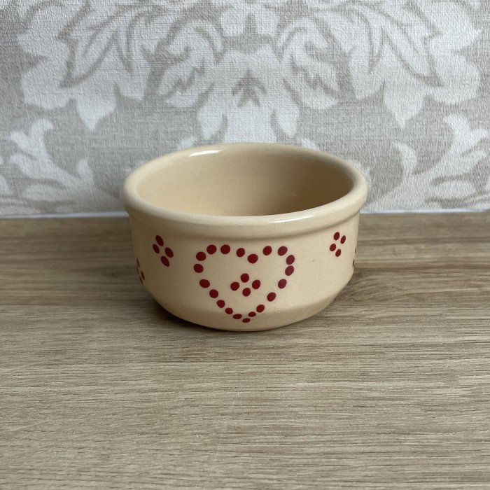 Ramequin crème coeur rouge