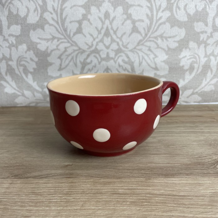 Tasse rouge points